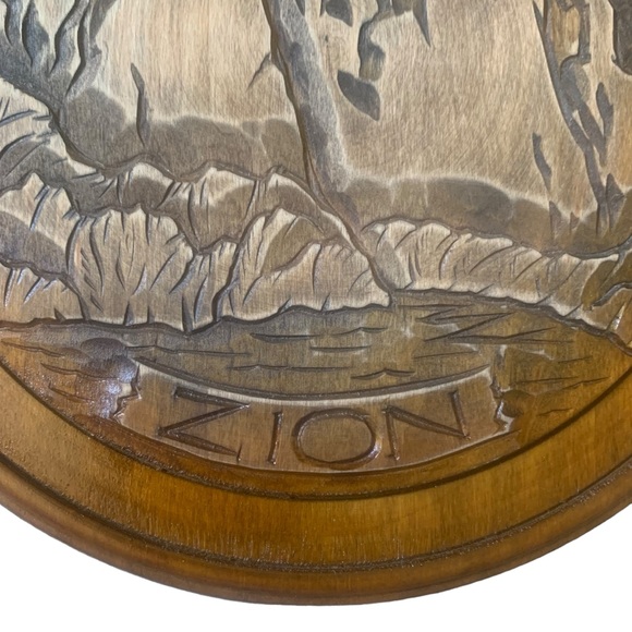 Vintage Hand Carved Zion National Park Wooden Decorative Wall Plate - Picture 3 of 5